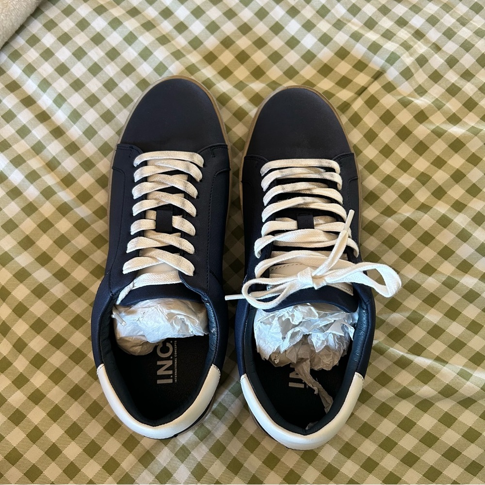 INC International Concepts Men's Dark Blue Sneakers